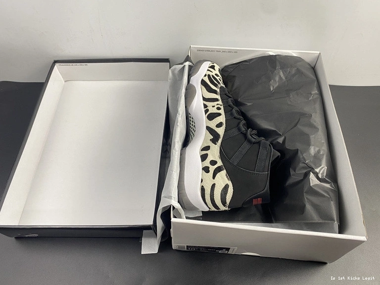 Instinct Air AR0715-010 11 Animal Jordan 1217